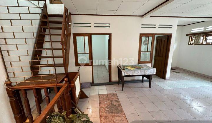 Rumah Kantor 2 Lantai Kawasan Dakota Istana Pasteur Regency 1