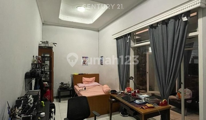 Ruko 2 Lantai Mainroad Ciateul Inggit Garnasih Cocok Utk Showroom 2