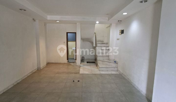 Strategic Shop House in Gardujati Business Center - Premium Location!