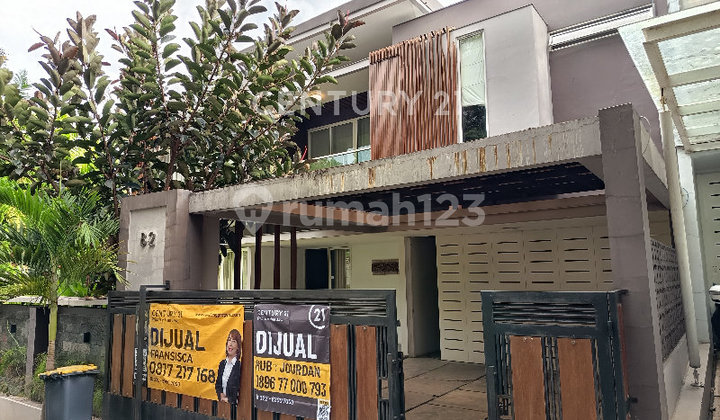 Luxury House in Citragreen Dago Complex The Green Hill Hook Type