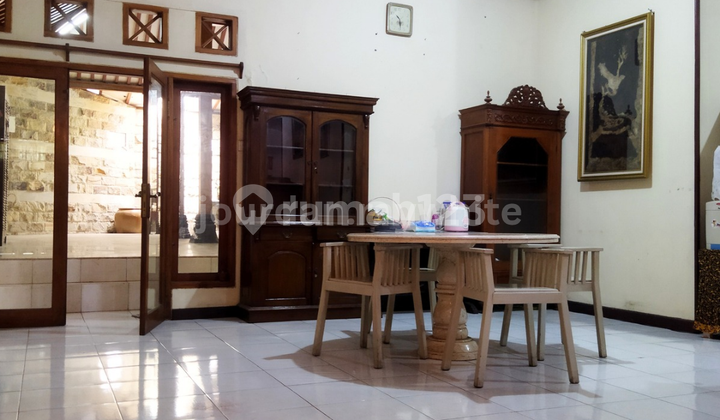Disewakan Rumah Setraduta Full Furnish Ada Joglo Di Belakang