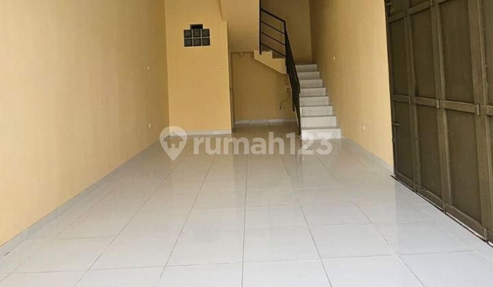 Shop House in Riung Bandung Gedebage, Spacious Parking, Suitable for Business Shop House in Riung Bandung Gedebage, Spacious Parking, Suitable for Business