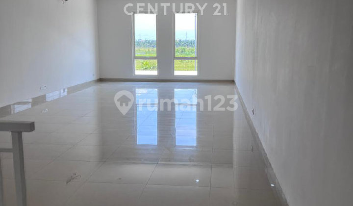 Ruko di Podomoro Park La Plaza Sudah Renovasi Ruko di Podomoro Park La Plaza Sudah Renovasi