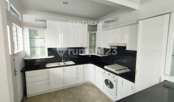 A Refreshing House Ready to Occupy in Setrasari Kulon Complex 2