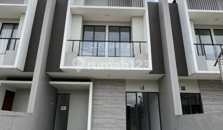Rumah Minimalis Siap Huni Di Komplek Elit Batununggal Bandung Rumah Minimalis Siap Huni Di Komplek Elit Batununggal Bandung