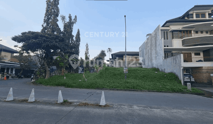 Tanah Hoek Siap Bangun Di Komplek Setraduta