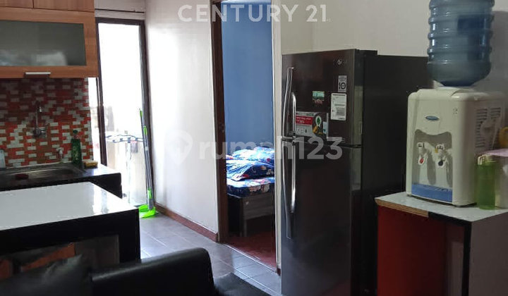 Apartemen Gateway Cicadas View Kolam Renang  2