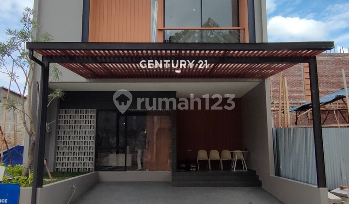 Rumah Modern Minimalis Di Komplek Setraduta Bandung