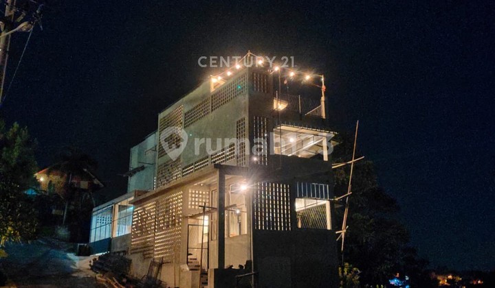 Gedung Villa Dan Cafe Di Resor Dago Pakar Bandung