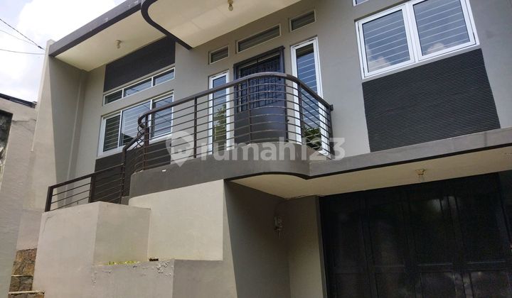 Rumah Setiabudi Regency Modern Minimalis  2