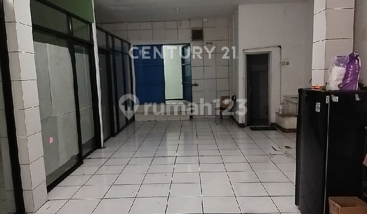 Two-Story Shop House Kopo TKi 2 Near Bank and Shopping Center Two-Story Shop House Kopo TKi 2 Near Bank and Shopping Center