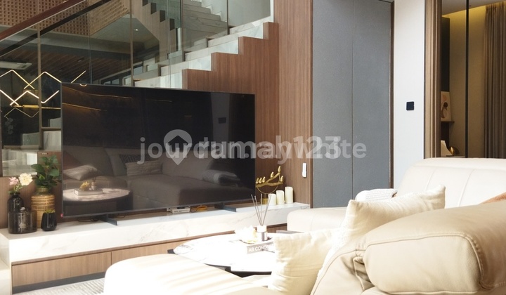 New House Hillary Cluster Summarecon Bandung