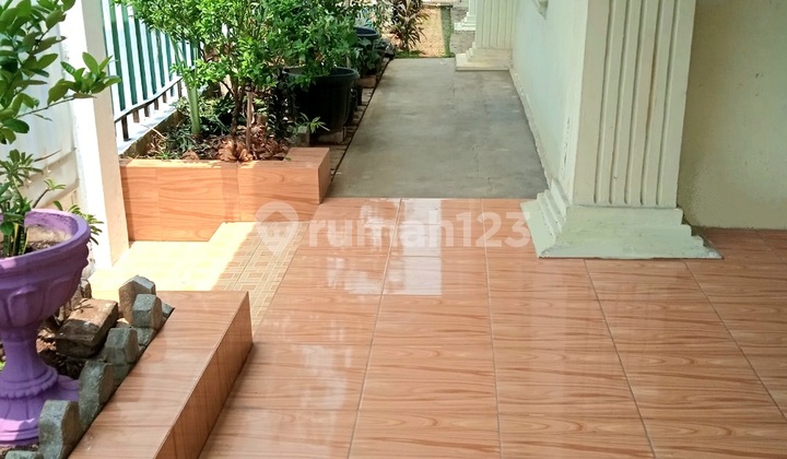 For Quick Sale: Standard House in Rawamangun 2 Lots 2