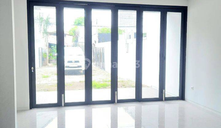 New Modern House Cilandak  2