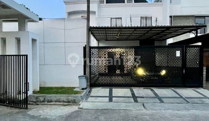 Turun Harga!! Jual Cepat Rumah Lux Modern Eropa 217M2 di Imperial Gading @ 6,8M Turun Harga!! Jual Cepat Rumah Lux Modern Eropa 217M2 di Imperial Gading @ 6,8M