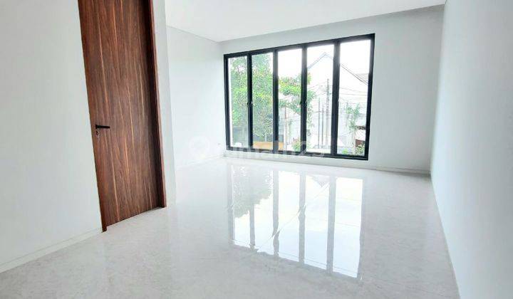 New Modern House Cilandak  1