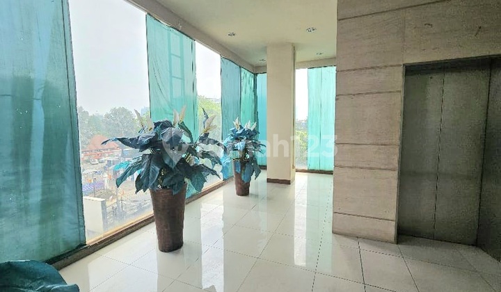 For Rent: 5-Story Office Building on Mangga Besar Raya, 1880m2 area *Price 2.5m/year For Rent: 5-Story Office Building on Mangga Besar Raya, 1880m2 area *Price 2.5m/year
