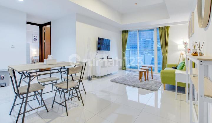 Turun Harga di Jual Cepat Apartemen The Kensington Royal Suites Siap Huni