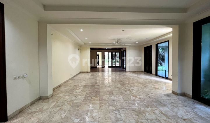 [For Sale] Rumah Luas 1 Lantai di Kemang