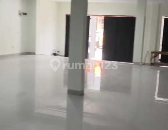 Newly Attached Shophouse, Can Rent 1 Later Partitioned Shophouse in Tangerang 2