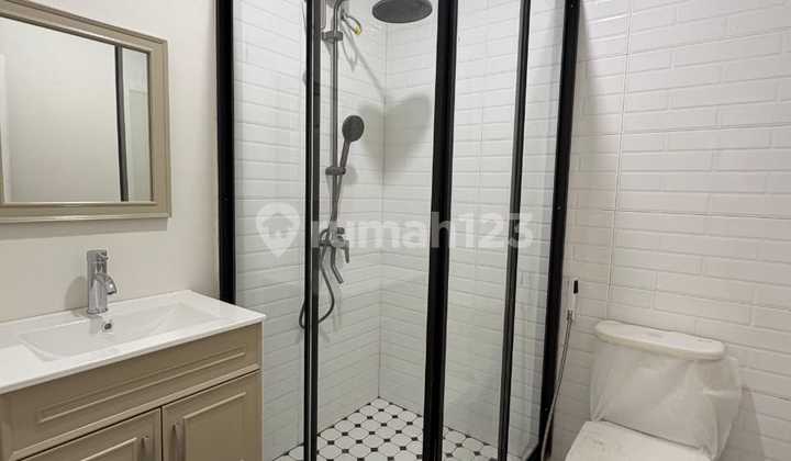 Furnished Town House Ready to Occupy at Taman Permata Hijau, Lippo Karawaci 2