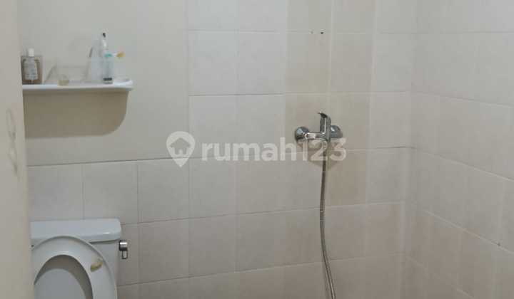 Rumah Cantik 2Lt Siap Huni Strategis di Taman Paris Lippo Karawaci 2