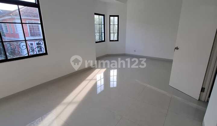 Town House Baru Renovasi Total Siap Pakai Town House Baru Renovasi Total Siap Pakai