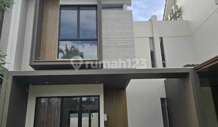 Minimalist New House, Ready to Occupy