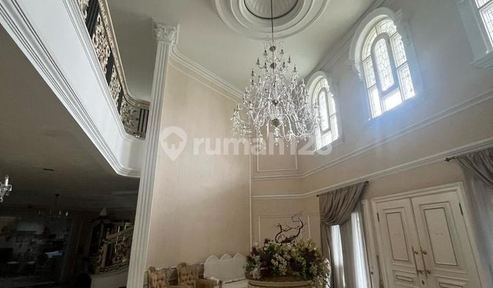 Dijual Hunian Mewah Ala Istana Eropa SHM Siap Huni Full Furnished Selangkah Dari Ciputra World & Tol Satelit.