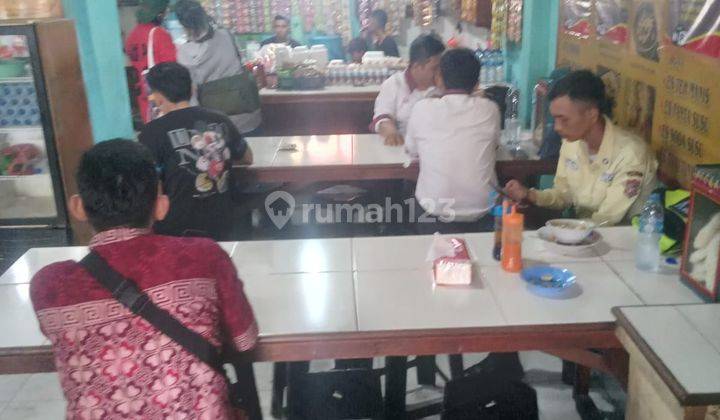 Rumah Siap Huni Cocok Buat Tempat Usaha Lokasi Strategis Dan Ramai Di Casablanca, Jakarta Selatan 1