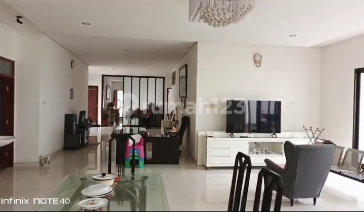 Dijual Rumah Siap Huni Bentuk L Tengah Kota Surabaya 2