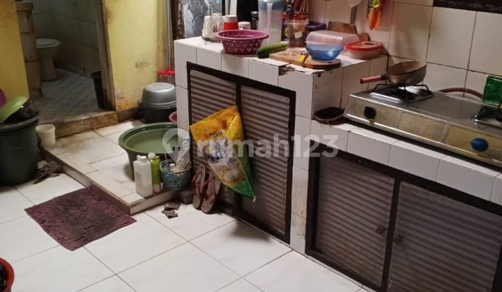 Rumah dan Stand Usaha di Manukan Lokasi Strategis Rumah dan Stand Usaha di Manukan Lokasi Strategis