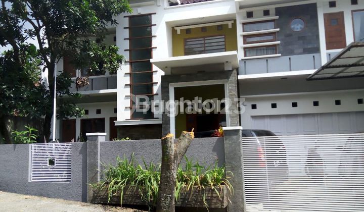 Dijual rumah & kost2an Cigadung