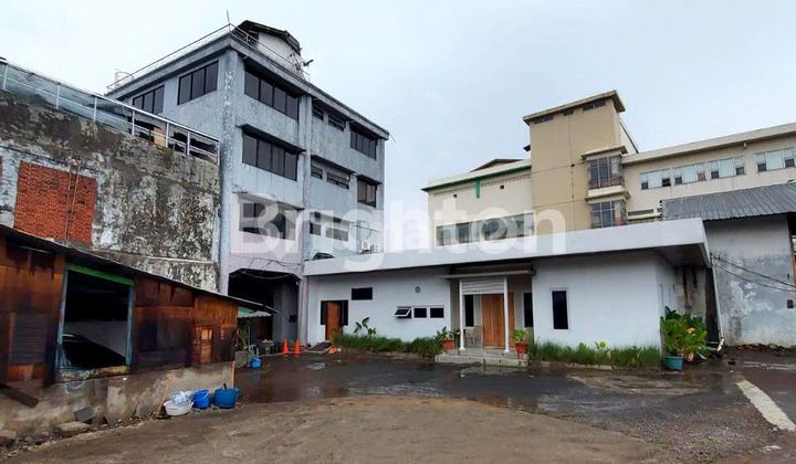 Dijual Rumah Jl. Jakarta Bandung 2