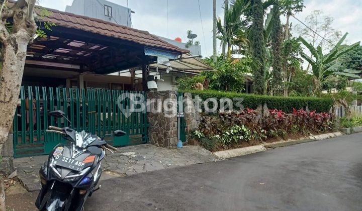 Dijual rumah sayap Dago 1