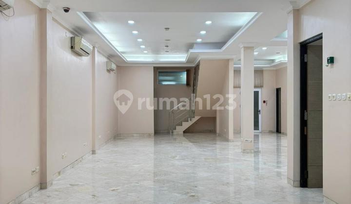 Disewakan Kantor 2 Lantai di Pasar Minggu Jakaeta Selatan