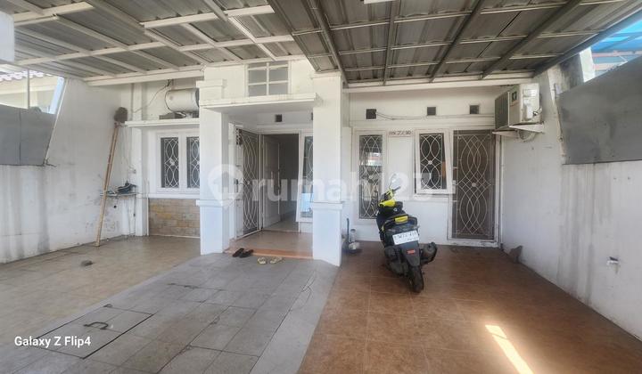 For Rent: House in Taman Sari Cluster, Harapan Indah Bekasi