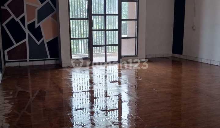 For Rent Shop House in Taman Harapan Baru. Bekasi