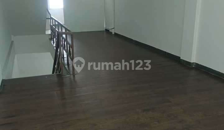 For Rent 3-Story Shophouse in Klender, East Jakarta 2