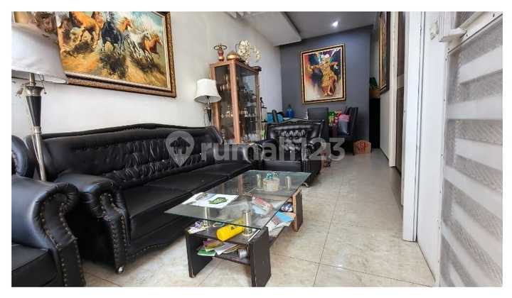 Dijual Rumah Mewah Di Cempaka Putih Timur. Jakarta Pusat