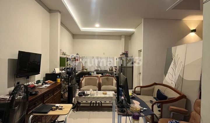 Dijual Rumah di Asrm Baris Kebon Baru Kec Tebet Jakarta Selatan 2