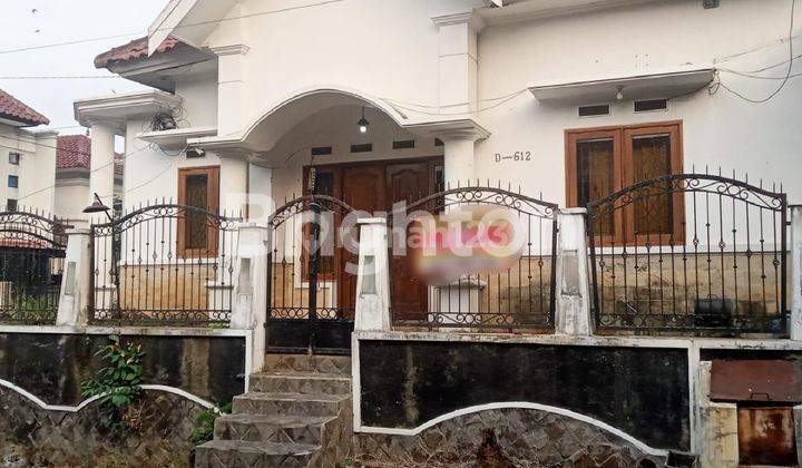 Rumah Riverside malang  1