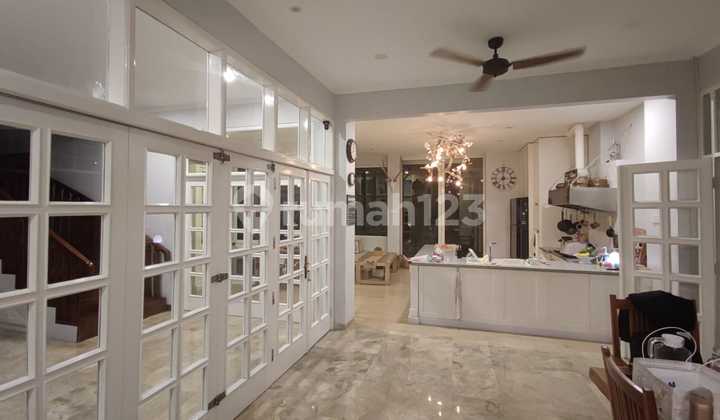 Dijual Rumah Bagus Jln Kemang Selatan ( Lm)