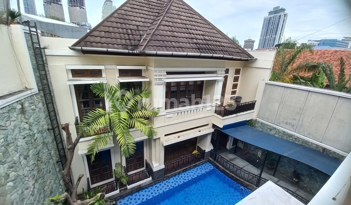 For Sale House in Strategic Area Hos Cokroaminoto Menteng (Mm/Ir)