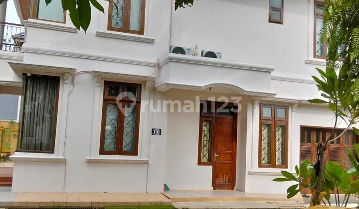 Exclusive Listing - Dijual Rumah Townhouse Pondok Labu (Sd/Lm)