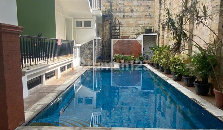 Disewakan Rumah Asri, Tenang ,bagus Di Kemang Selatan ,( Lm