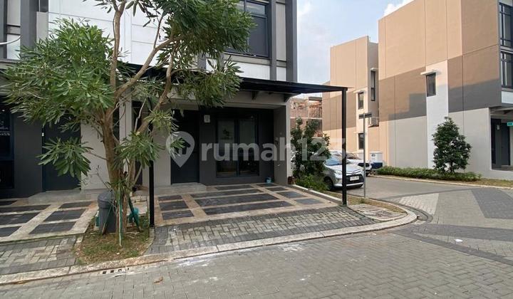 Disewakan Rumah Bagus, Siap Huni, Lingkungan Asri, Di Soho Delatinos Bsd Disewakan Rumah Bagus, Siap Huni, Lingkungan Asri, Di Soho Delatinos Bsd