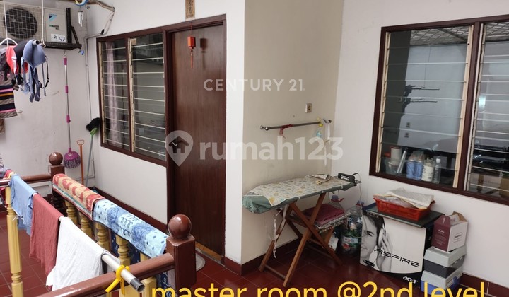 House in Gading Indah, Kelapa Gading, North Jakarta, Furnished 2