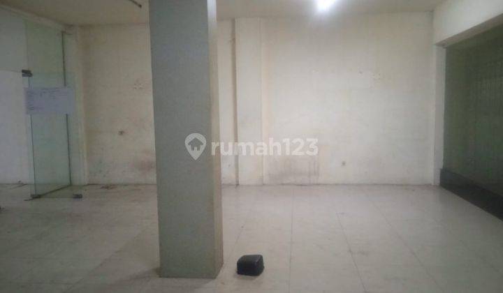 Ruko 3 Lantai Lebar Depan 9 m2Jl. RS Fatmawati Jakarta Selatan 2