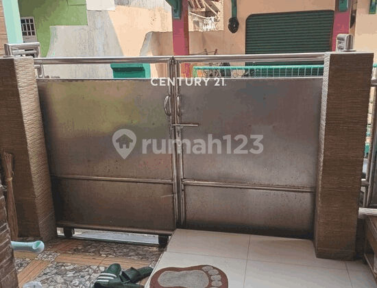 2-Storey Flood-Free House in Ujung Menteng, East Jakarta 2